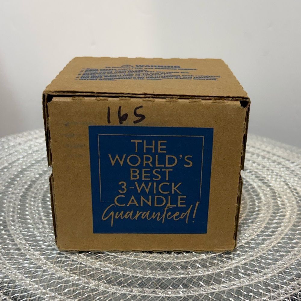 BBW Disney Rapunzel 3 Wick Scented Candle NWT - Picture 6 of 6